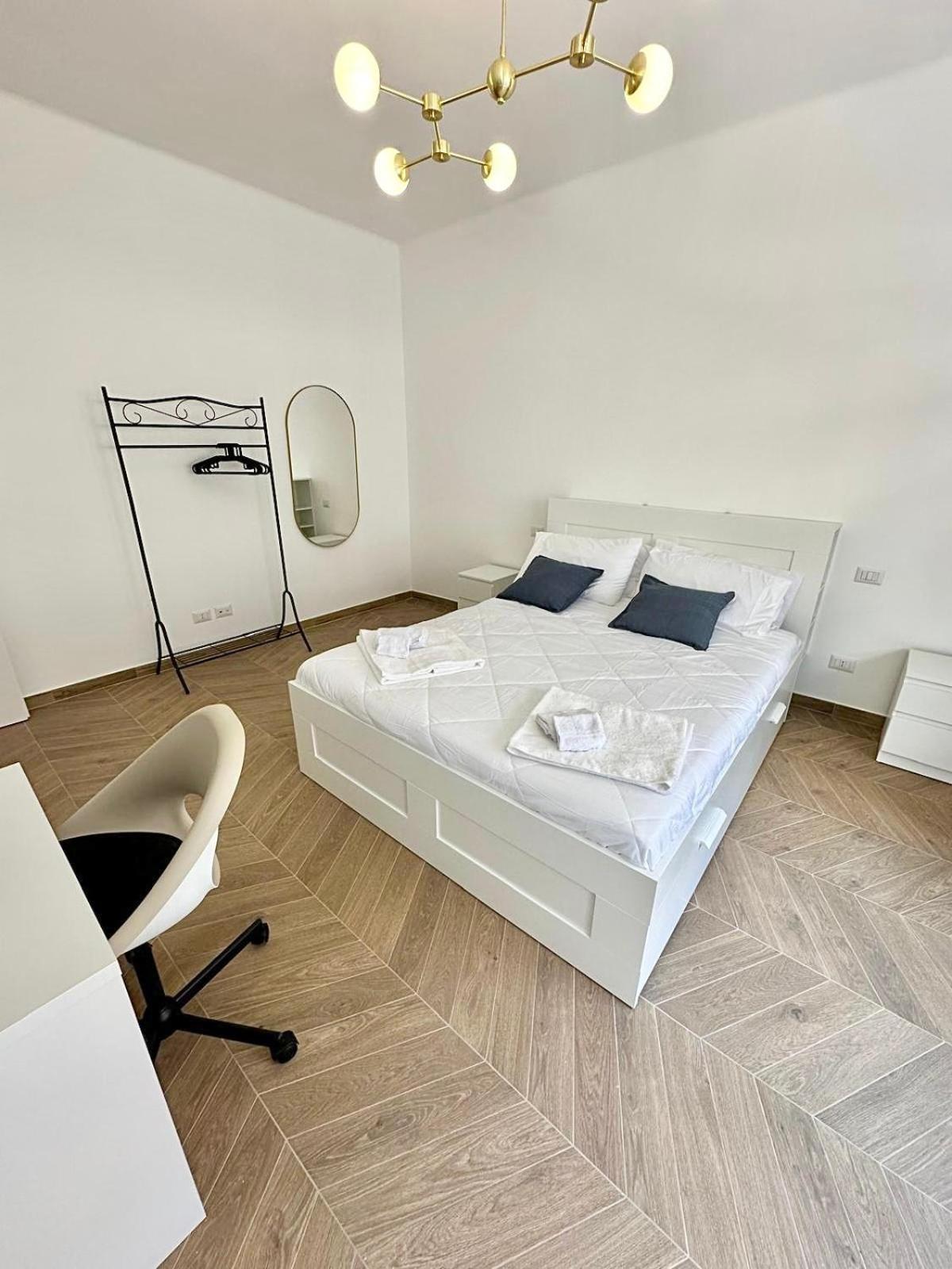 Suite Dante 262 Бари Экстерьер фото