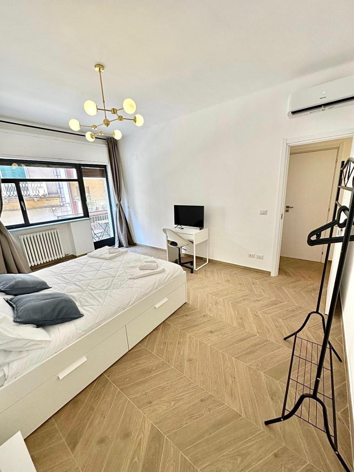 Suite Dante 262 Бари Экстерьер фото