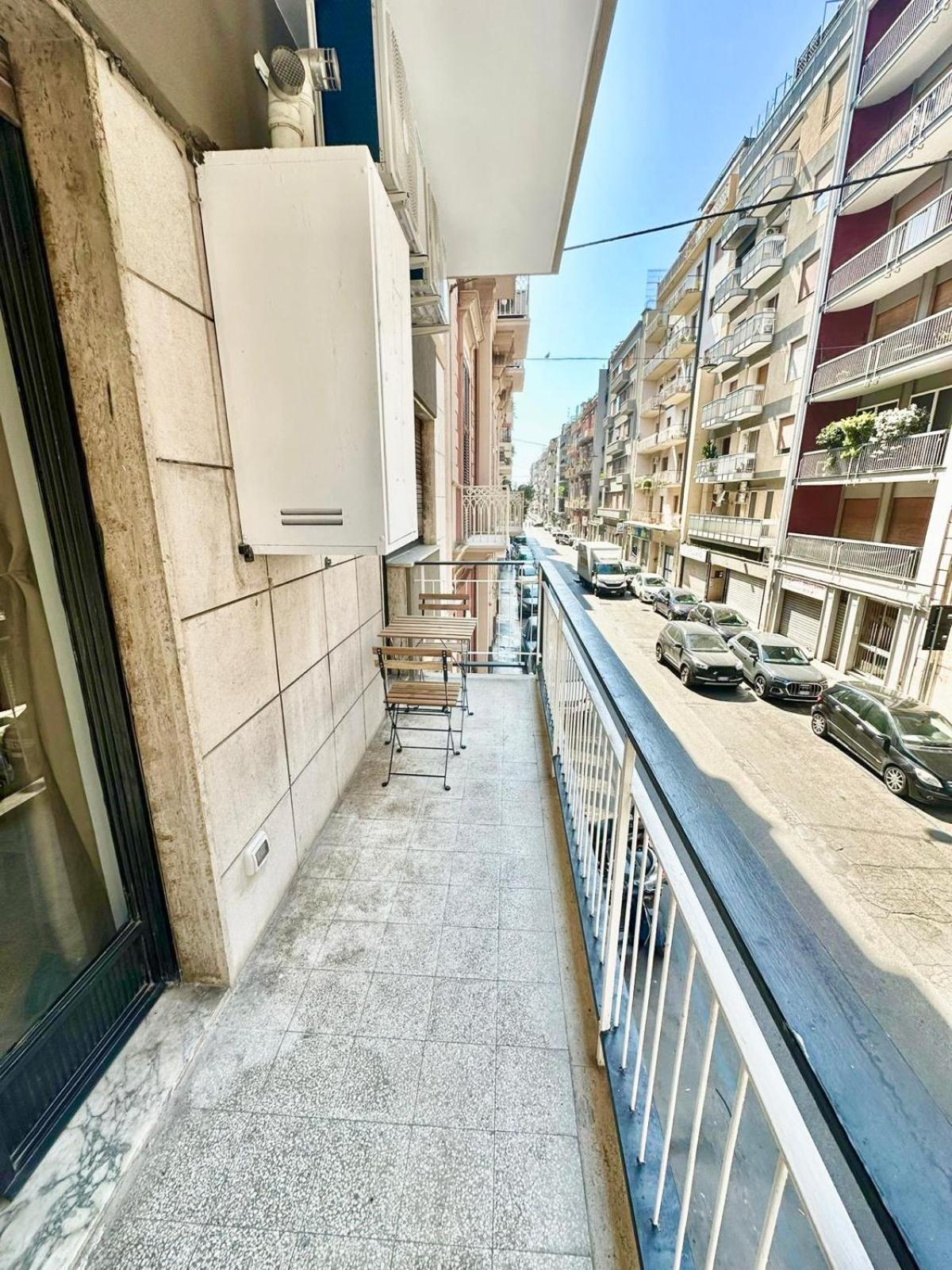 Suite Dante 262 Бари Экстерьер фото