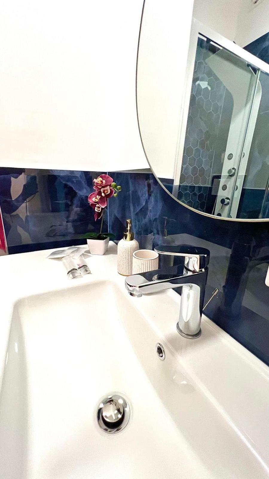 Suite Dante 262 Бари Экстерьер фото