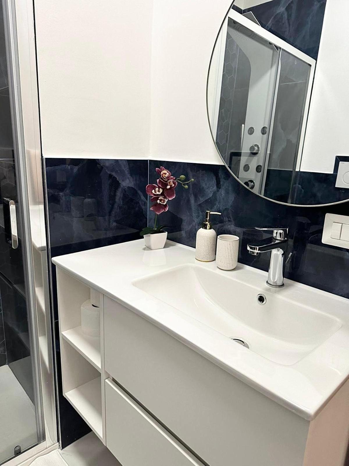 Suite Dante 262 Бари Экстерьер фото