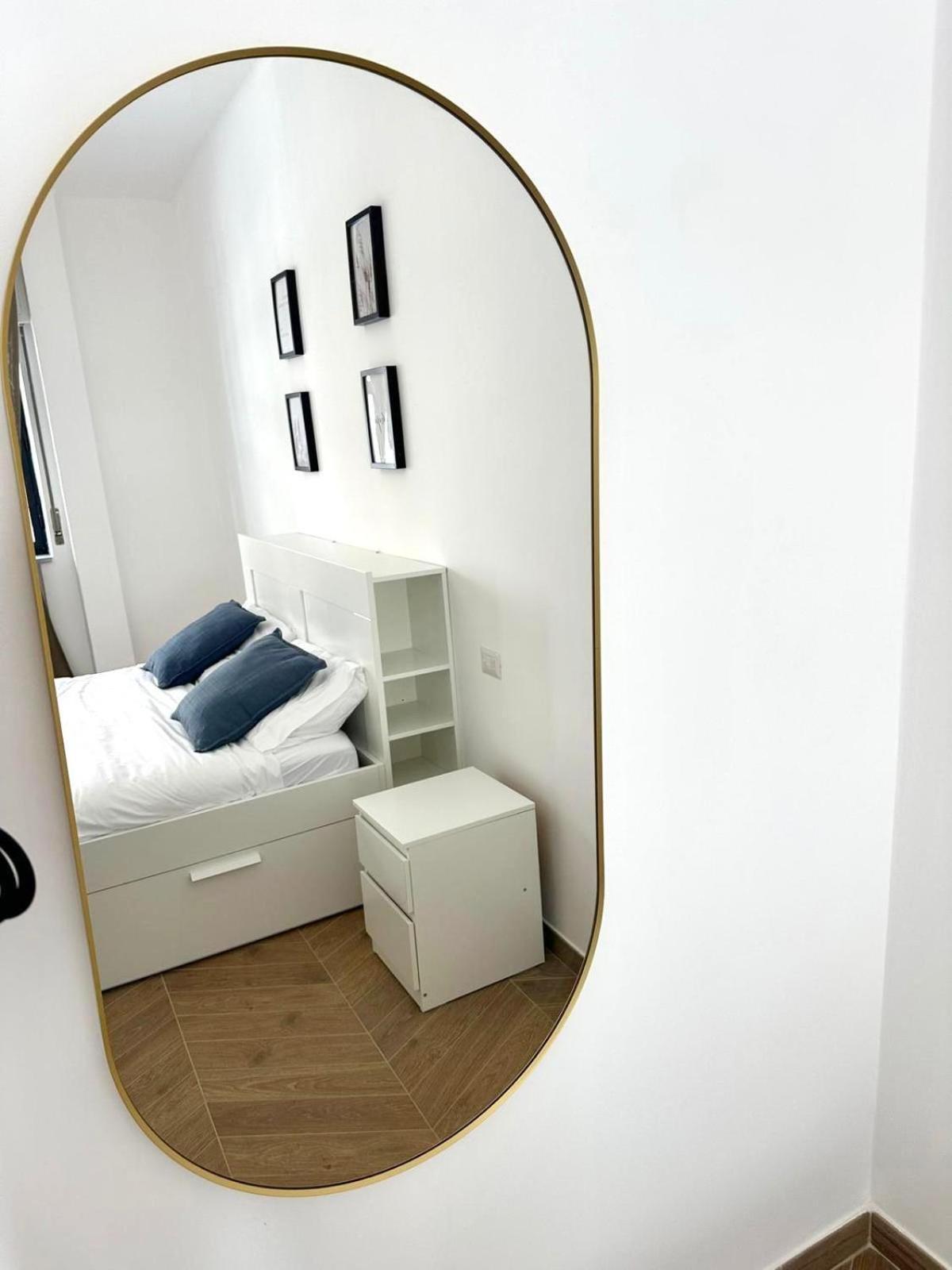 Suite Dante 262 Бари Экстерьер фото